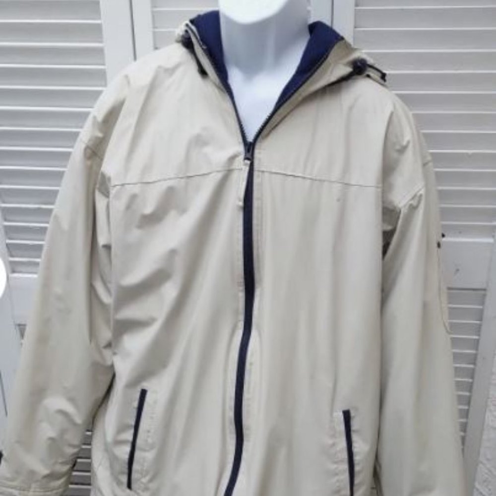 Misty Harbor Rain Jacket Mens Size M Beige/Navy Quilted Hood Very Good Condition